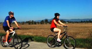 Riders on the Fern Ridge bike path